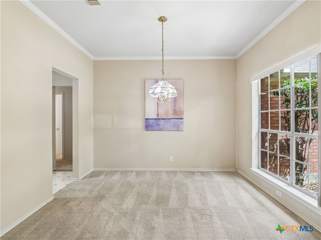841 Dimrock Property Photo 7