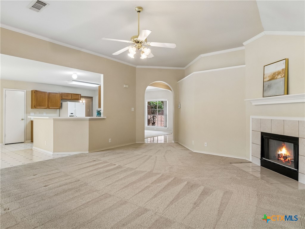 841 Dimrock Property Photo 11