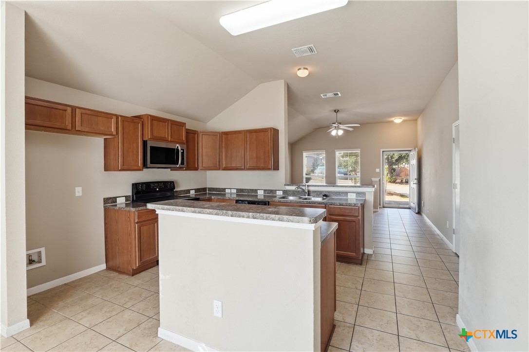 2323 Stoneham Property Photo 9