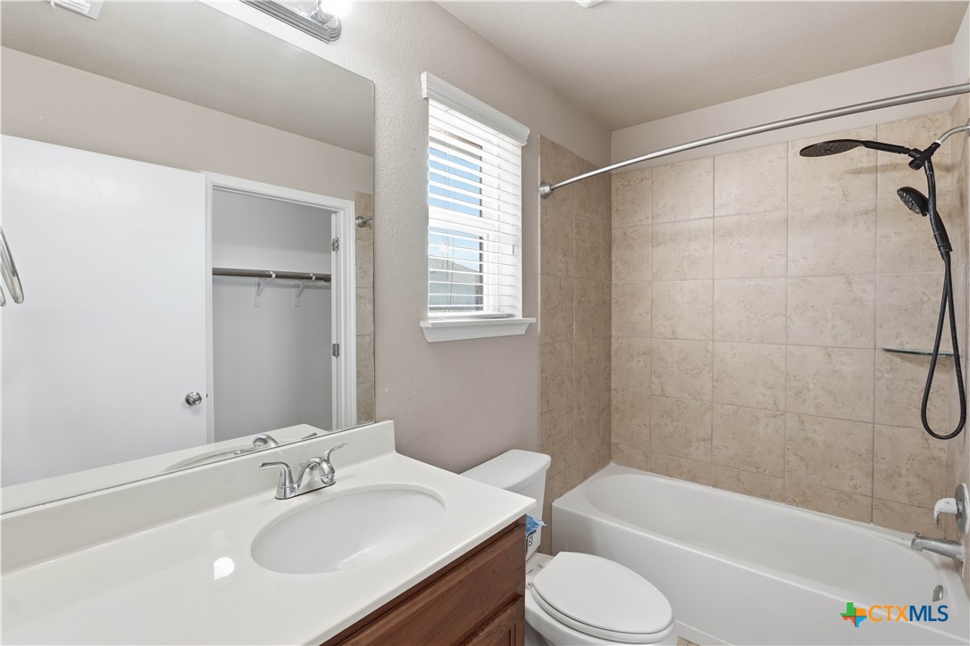 2323 Stoneham Property Photo 14
