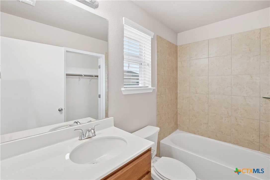 2323 Stoneham Property Photo 16