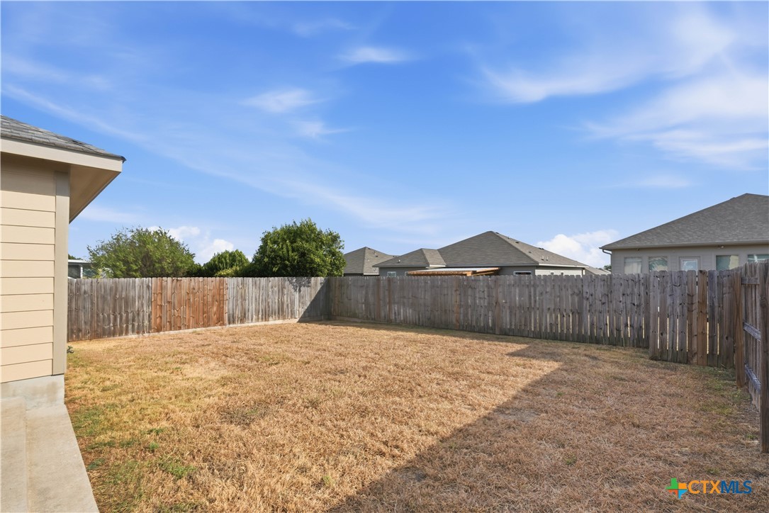 2323 Stoneham Property Photo 24