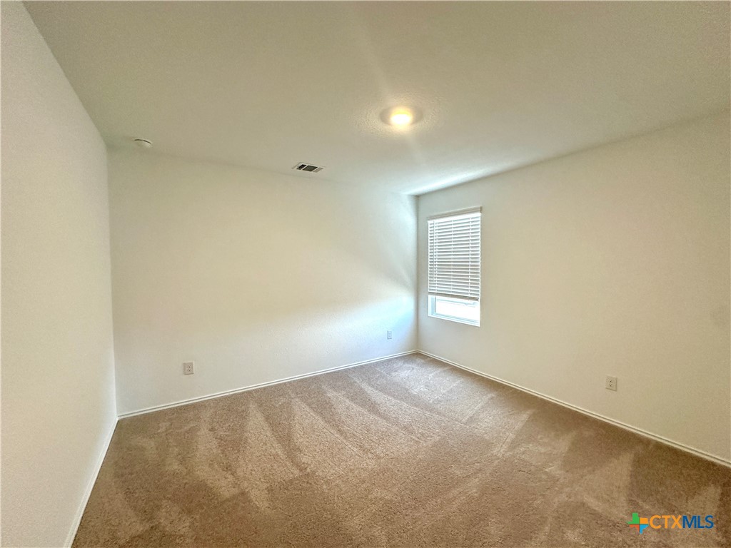 876 Rancho Del Cielo Loop Property Photo 4