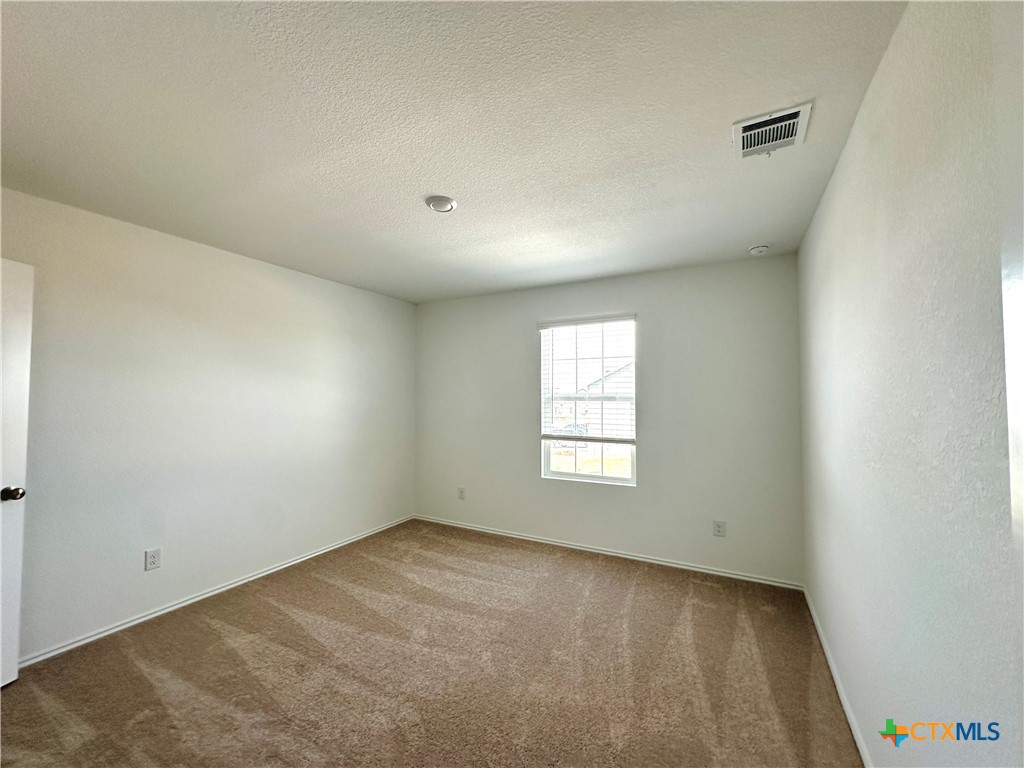 876 Rancho Del Cielo Loop Property Photo 7