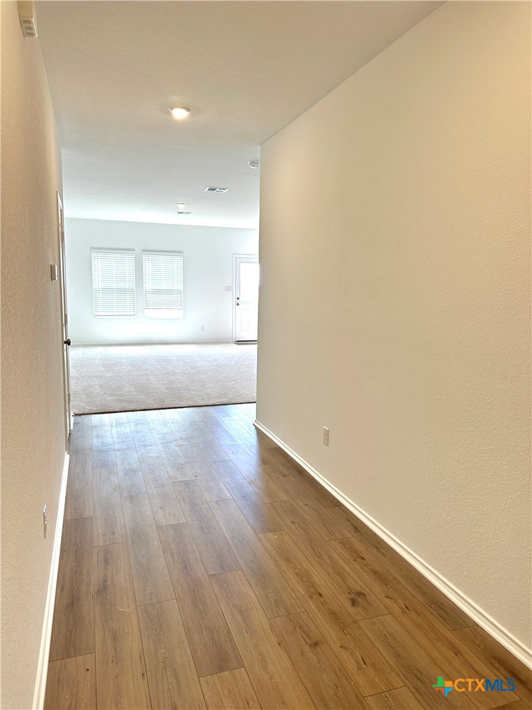 876 Rancho Del Cielo Loop Property Photo 18