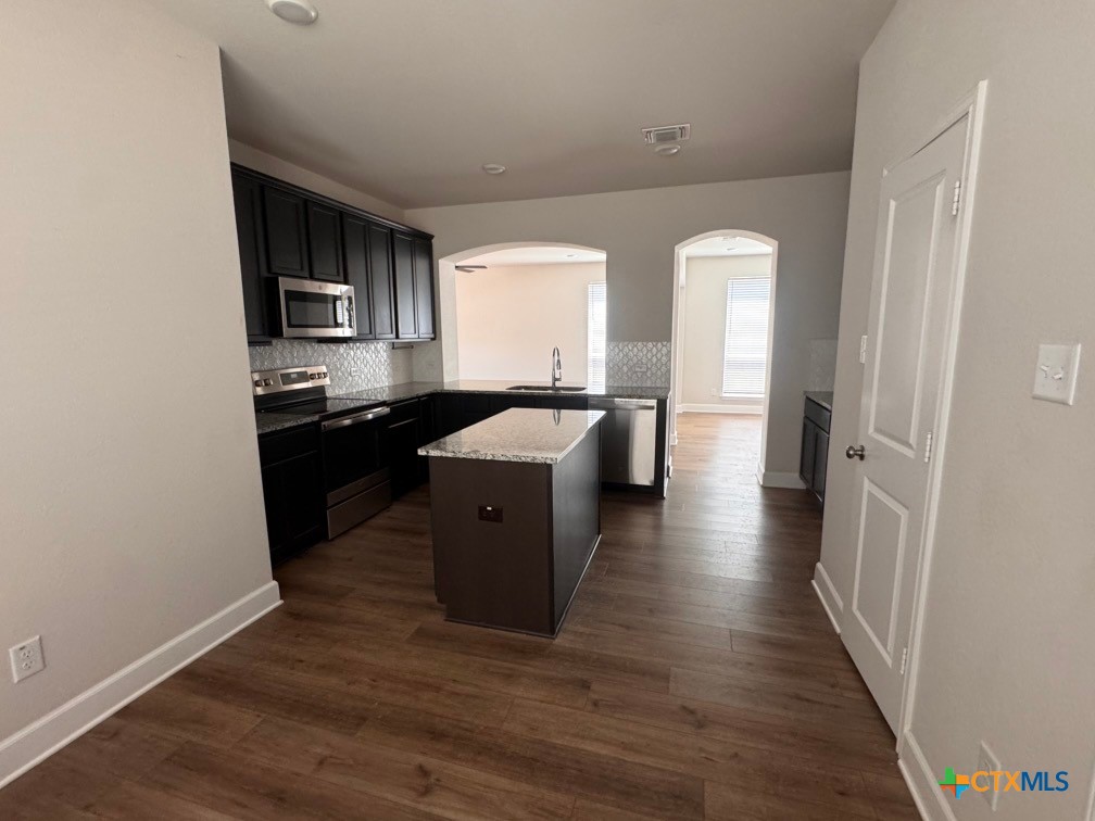 5712 Red Fish Court Property Photo 11
