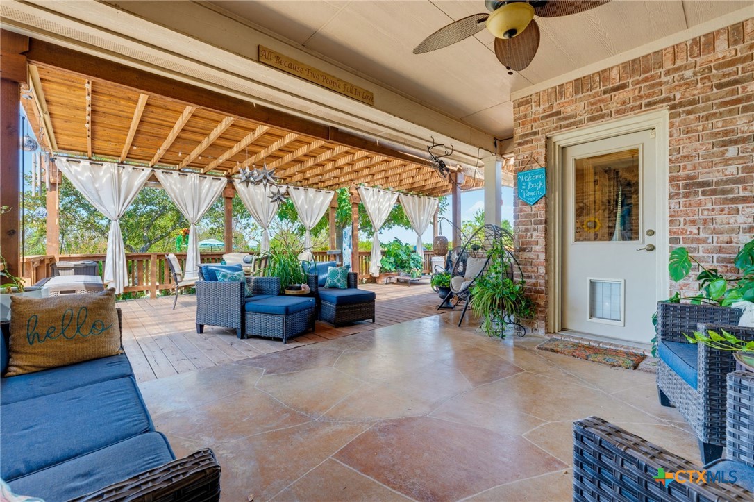 3007 White Mesa Circle Property Photo 2