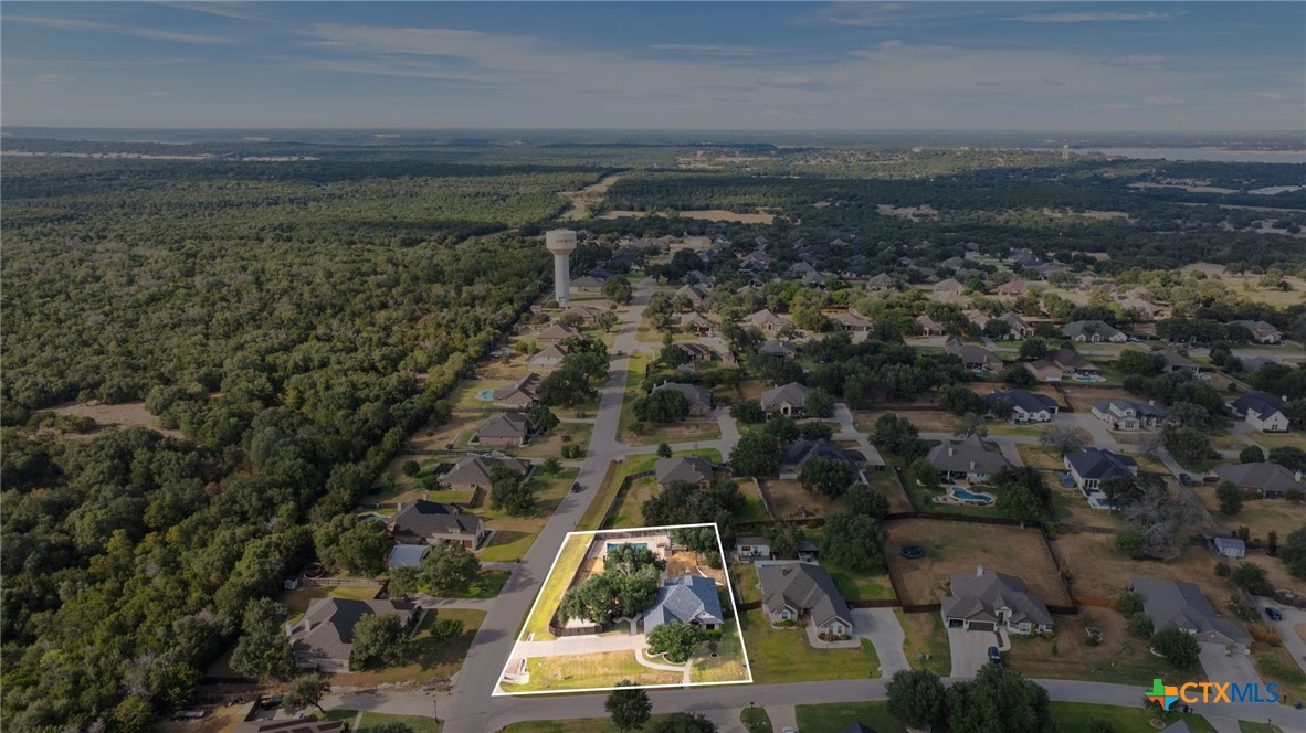123 Archstone Loop Property Photo 2