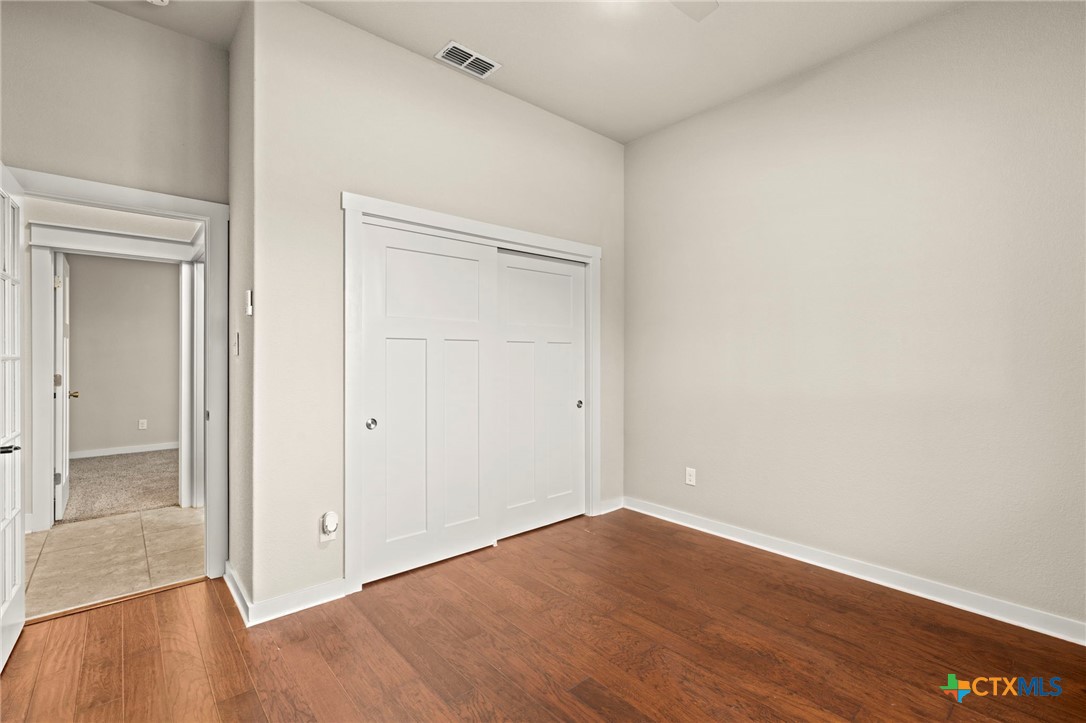 123 Archstone Loop Property Photo 11