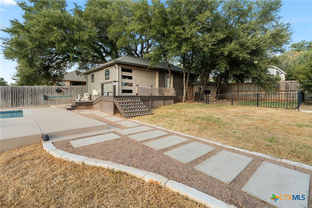 123 Archstone Loop Property Photo 14