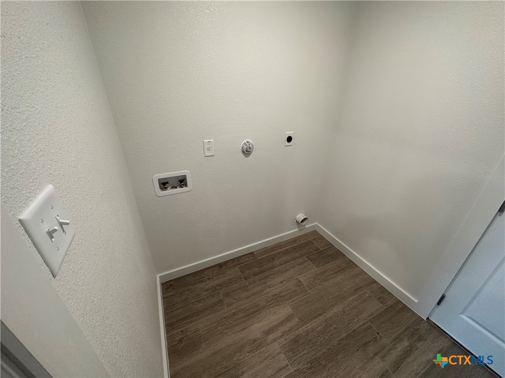 1503 Fiddle Wood Way Property Photo 15