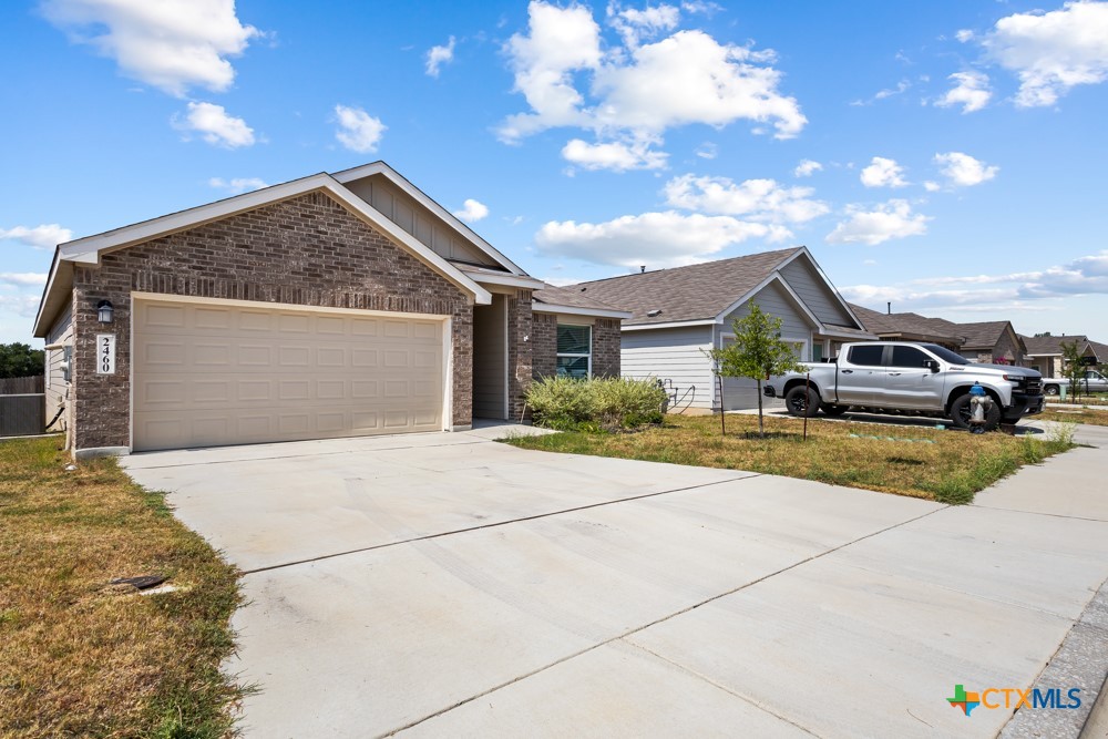 2460 Vesper Bend Property Photo 2