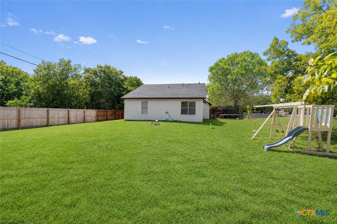 2506 Poppy Drive Property Photo 11