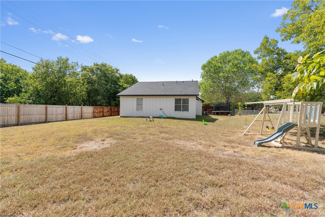 2506 Poppy Drive Property Photo 12