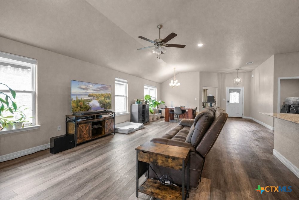 1115 Coriander Road Property Photo 12