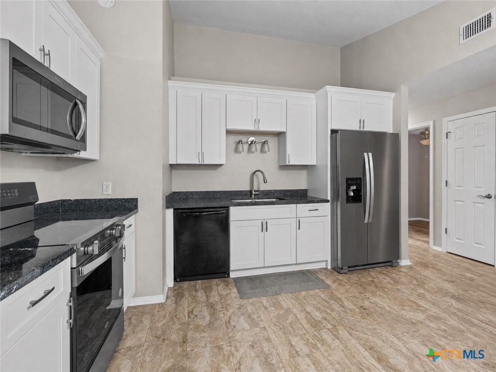 6731 Athens Street Property Photo 12