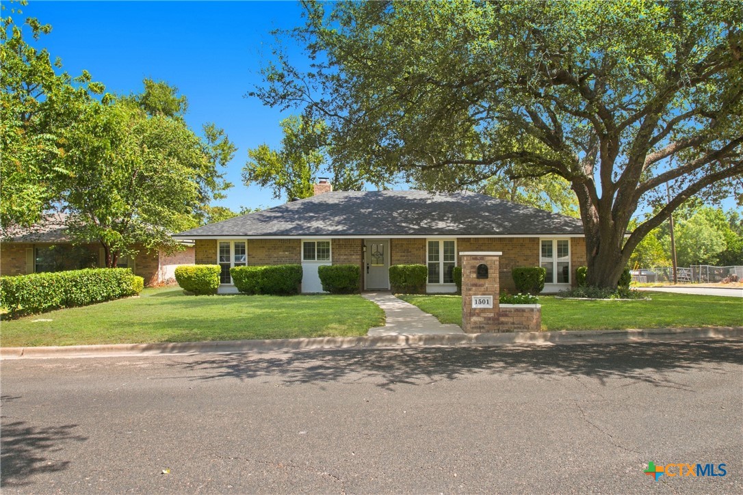 1501 N Wall Street Property Photo 1