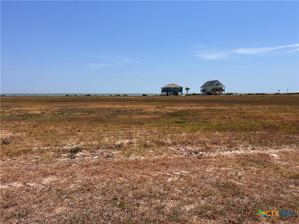 3037 Coastal Springs Loop Property Photo 4
