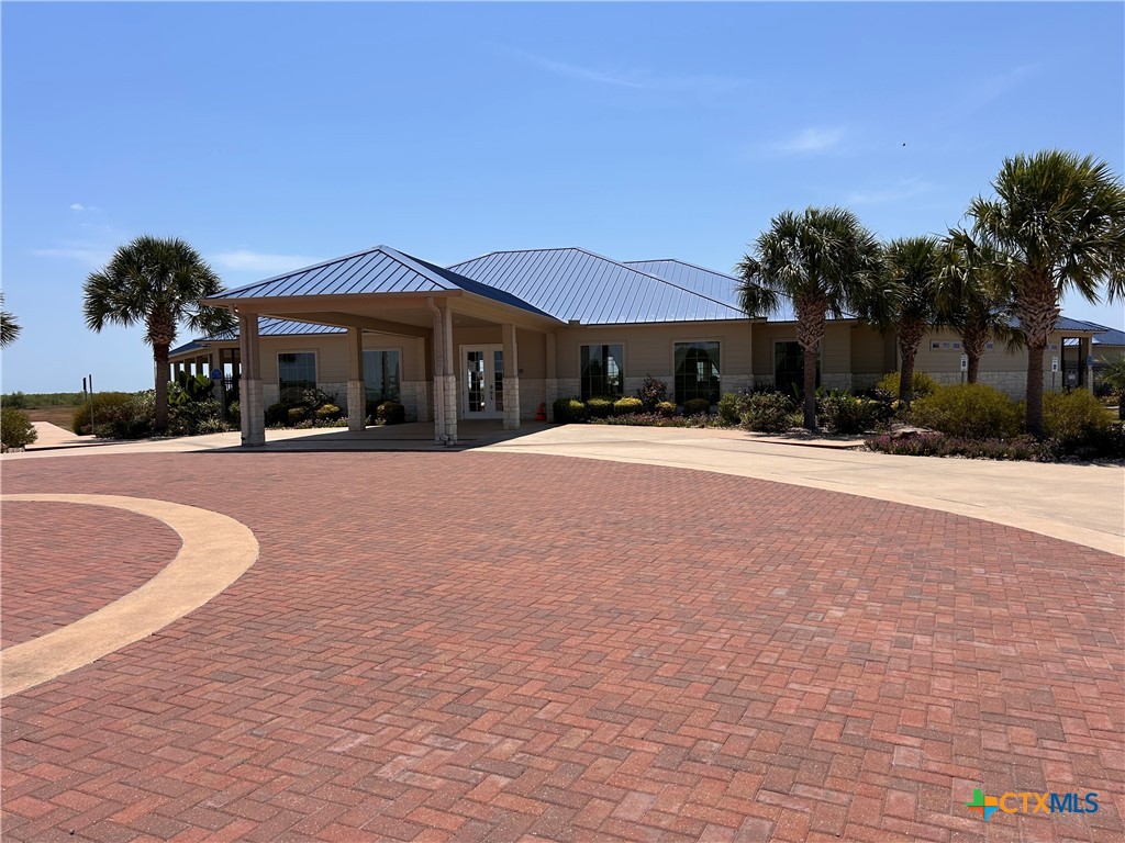 3037 Coastal Springs Loop Property Photo 8