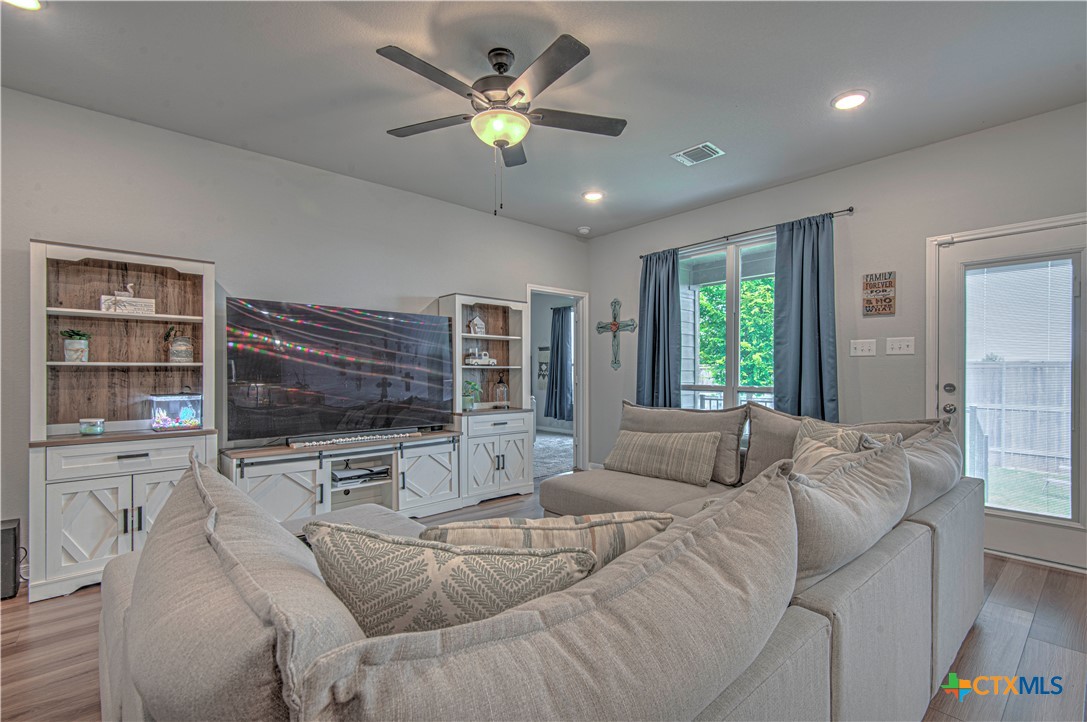 4110 Aransas Drive Property Photo 8