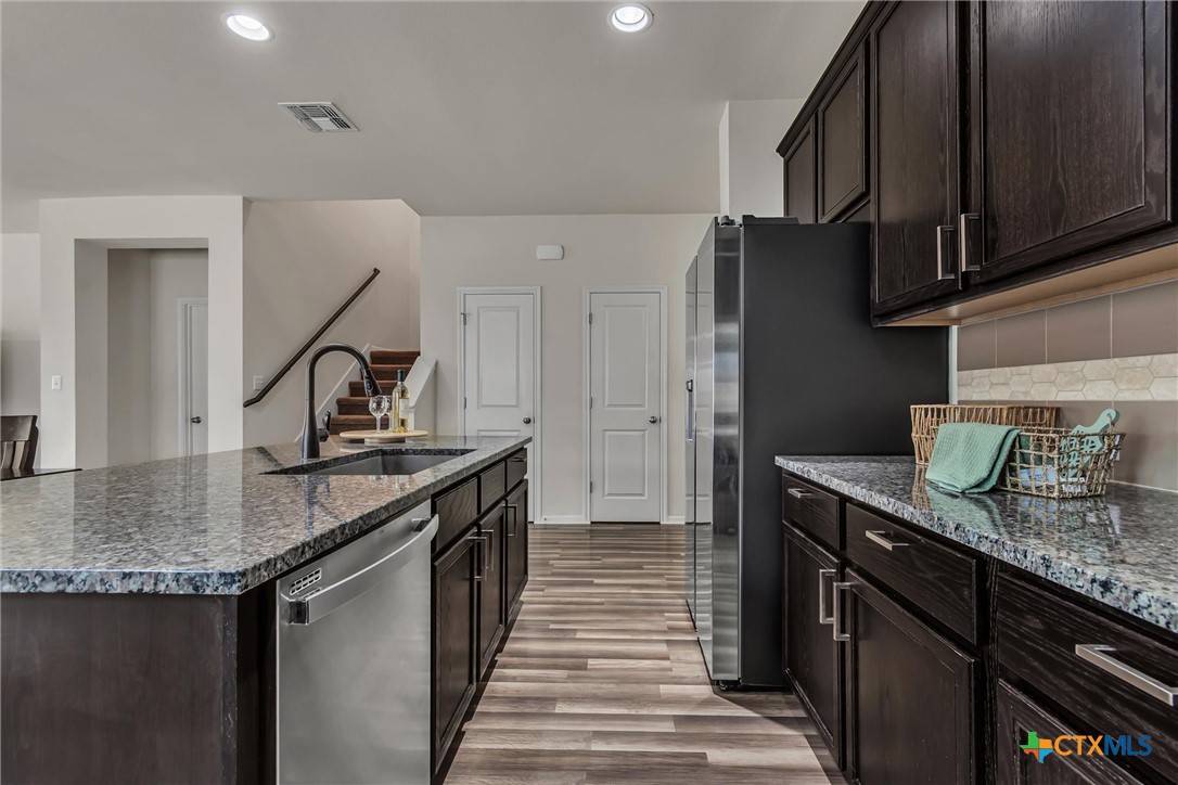 139 Billowing Way Property Photo 11