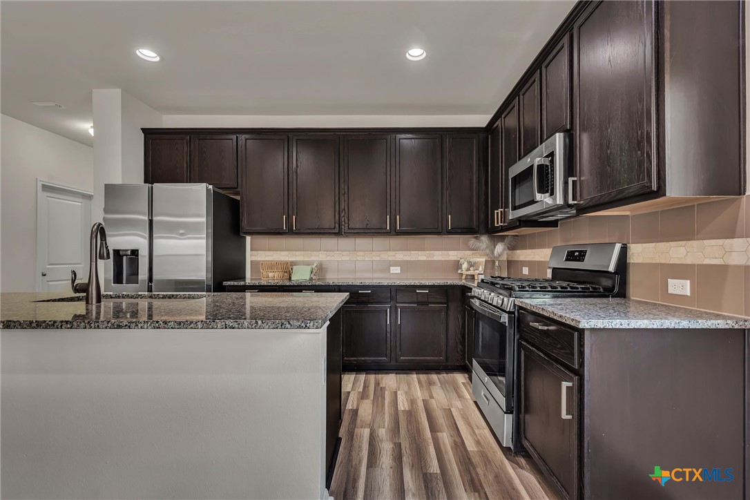139 Billowing Way Property Photo 12