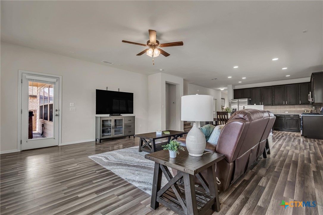 139 Billowing Way Property Photo 18