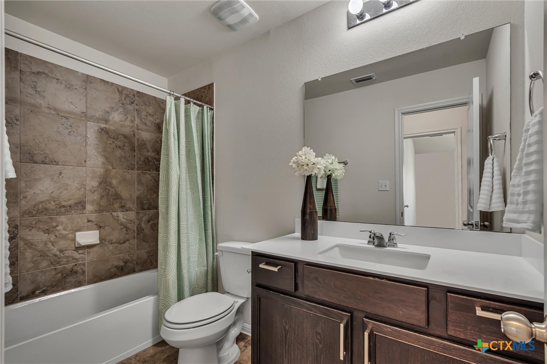 139 Billowing Way Property Photo 33