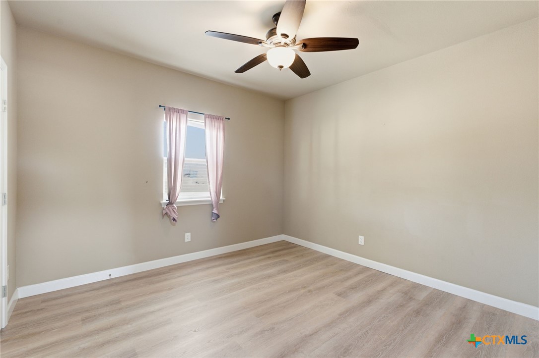 373 Cross Road Property Photo 12
