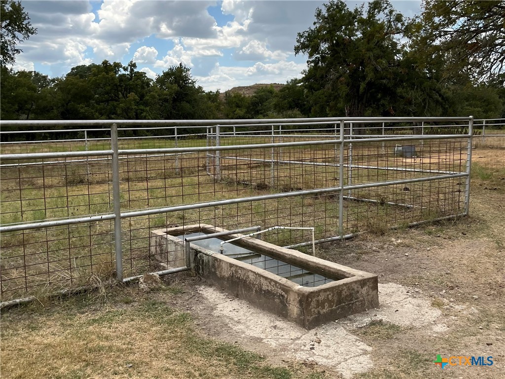 4009 N Highway 183 Property Photo 10