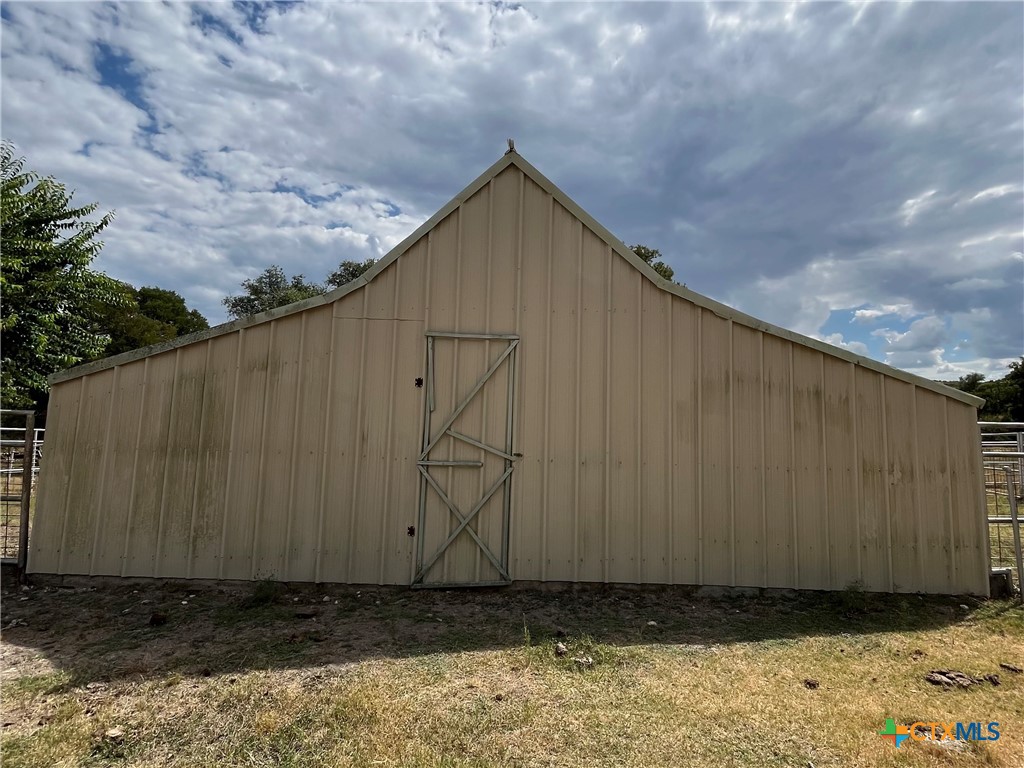 4009 N Highway 183 Property Photo 16