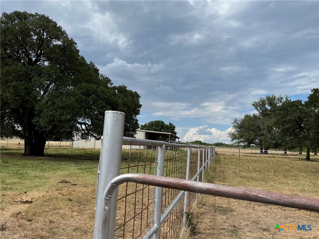 4009 N Highway 183 Property Photo 17