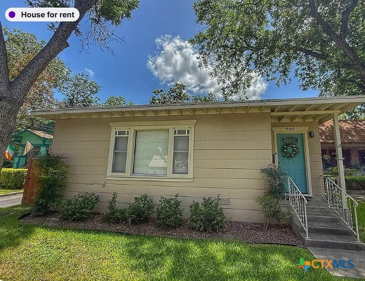 460 Comal Avenue Property Photo 1