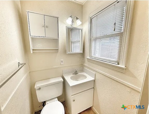 460 Comal Avenue Property Photo 7