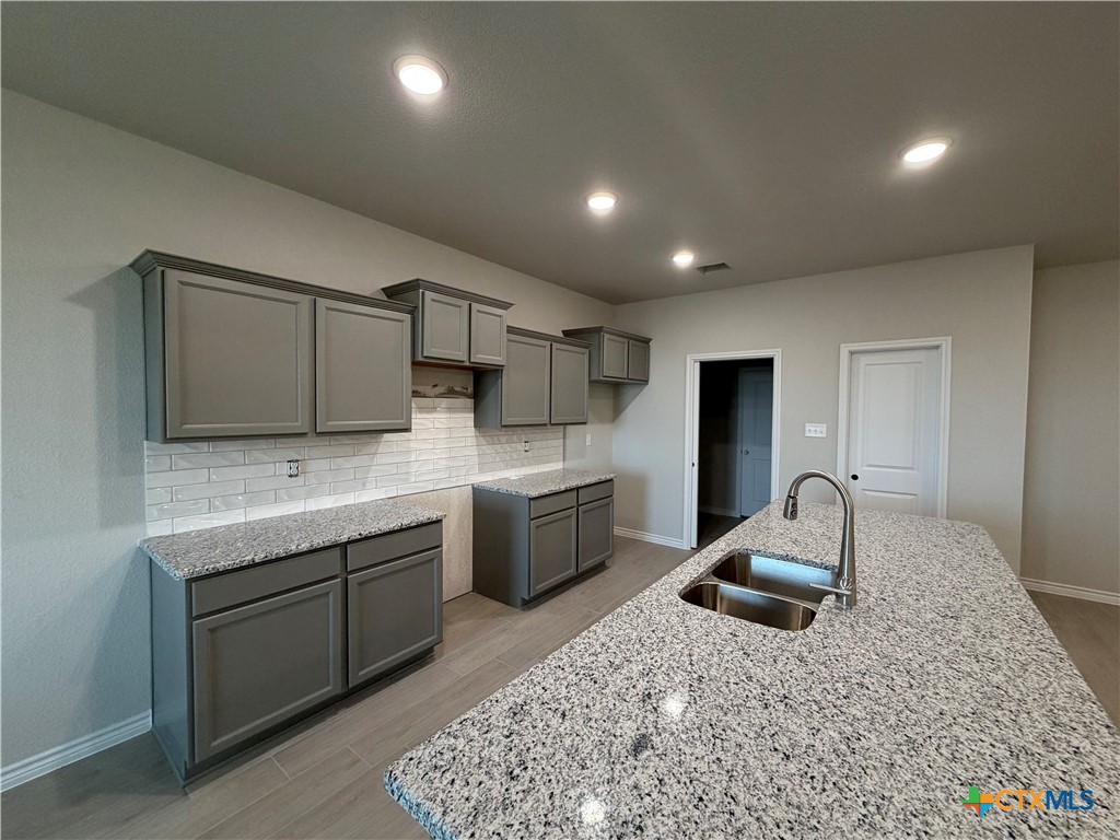 3108 Seeker Street Property Photo 6