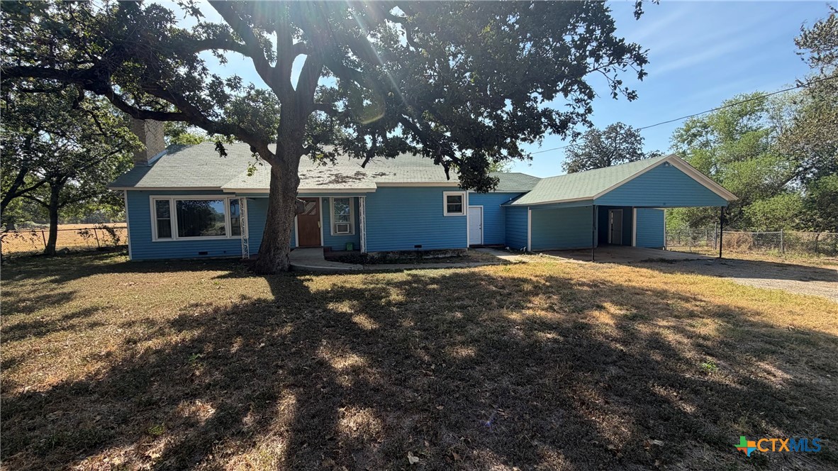 421 Fm 1600 Property Photo 1