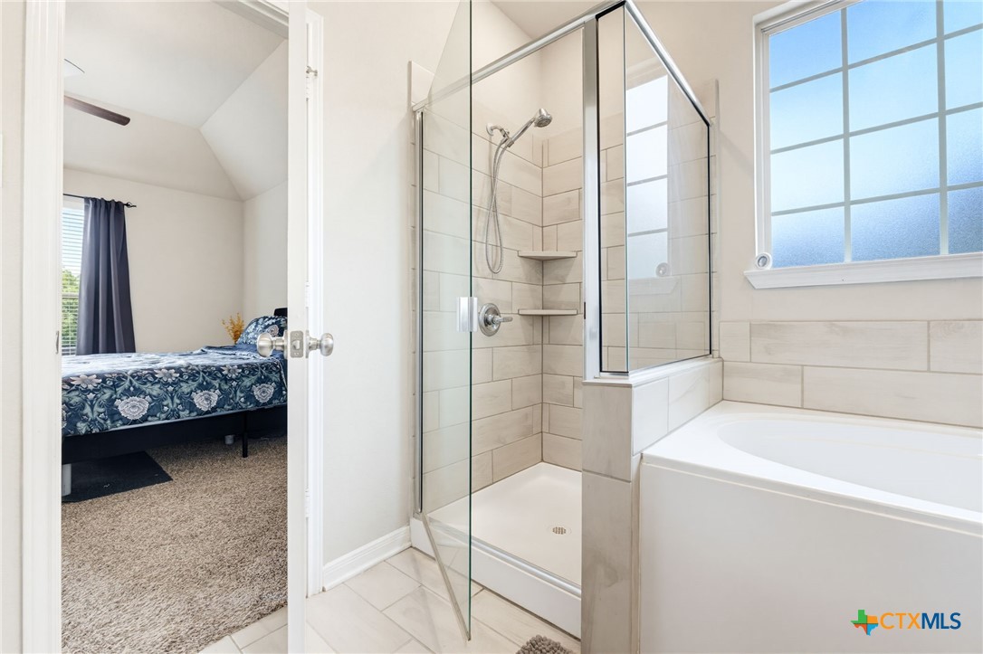 1129 Ewell Court Property Photo 25