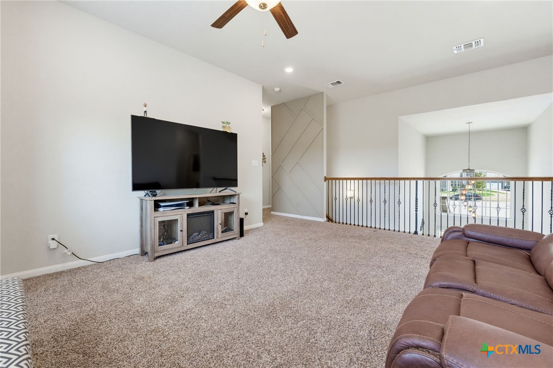 1129 Ewell Court Property Photo 29