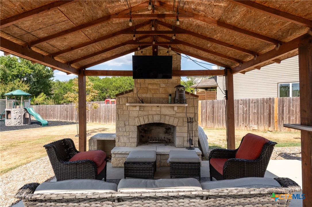 1129 Ewell Court Property Photo 40