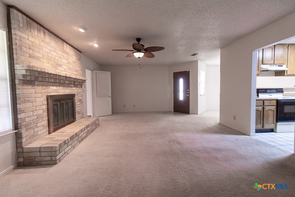2018 Newton Drive Property Photo 4