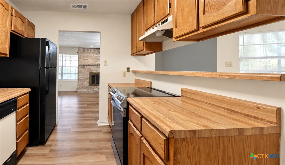 2018 Newton Drive Property Photo 4