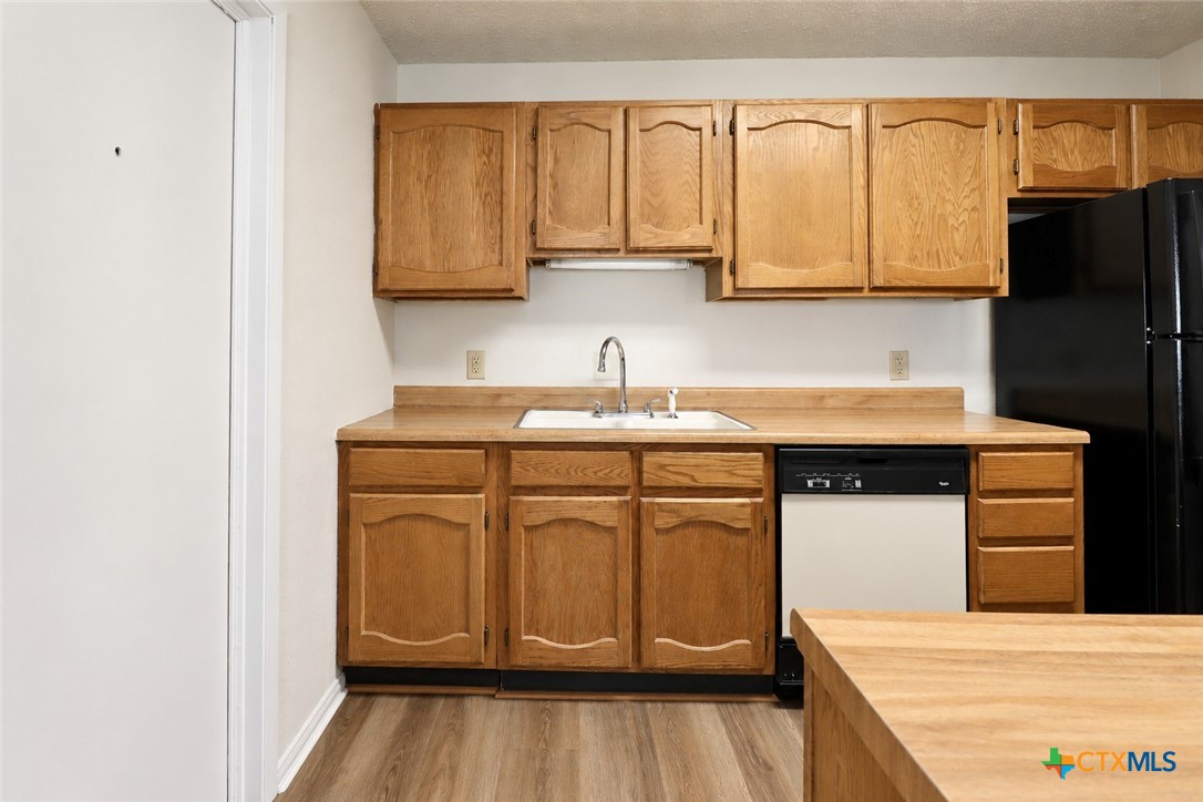 2018 Newton Drive Property Photo 28