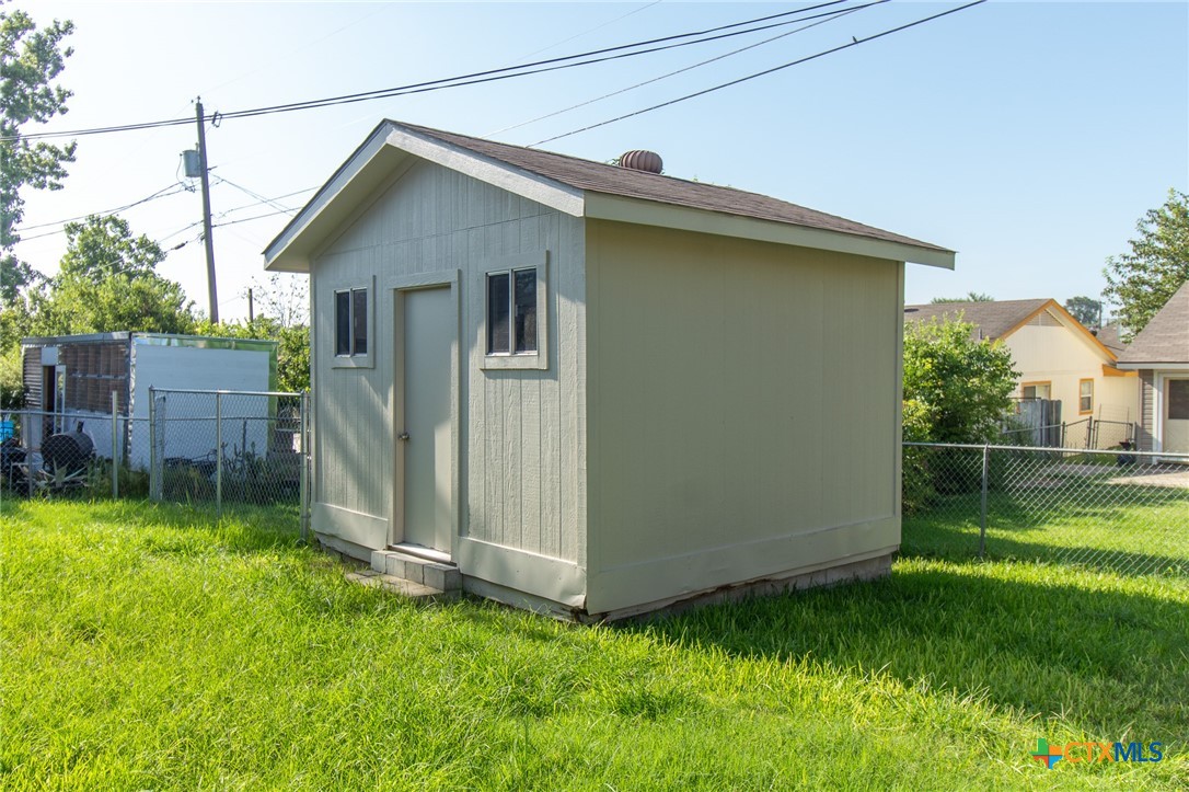 2018 Newton Drive Property Photo 38