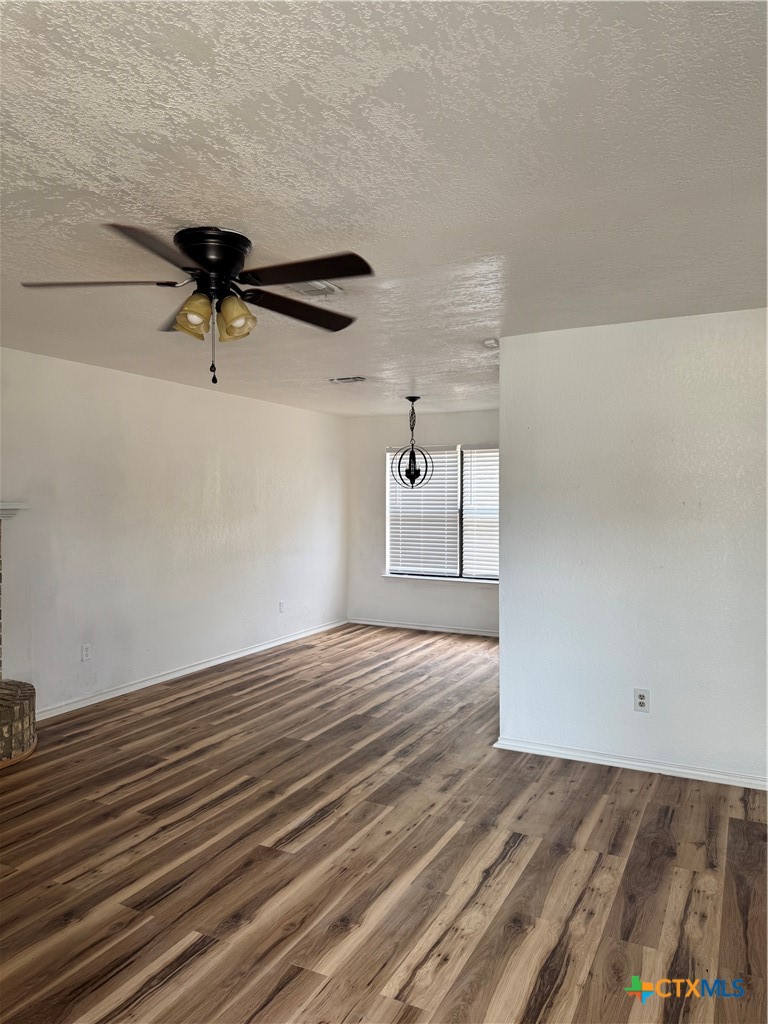 2509 Schulze Drive Property Photo 4