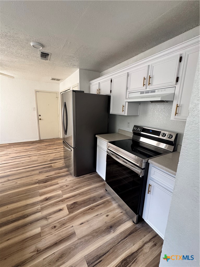 2509 Schulze Drive Property Photo 8