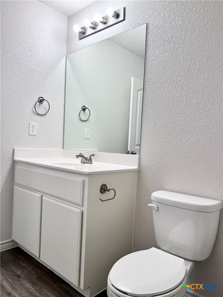 222 Dolphin Drive Property Photo 17