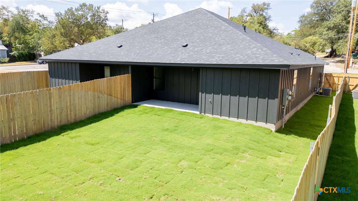203 Boyles Street Property Photo 5