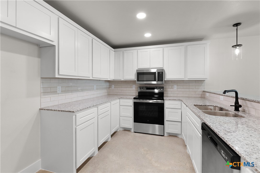 203 Boyles Street Property Photo 10