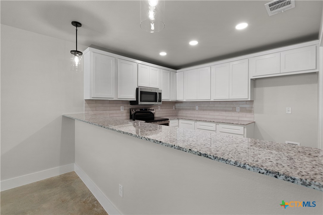 203 Boyles Street Property Photo 22