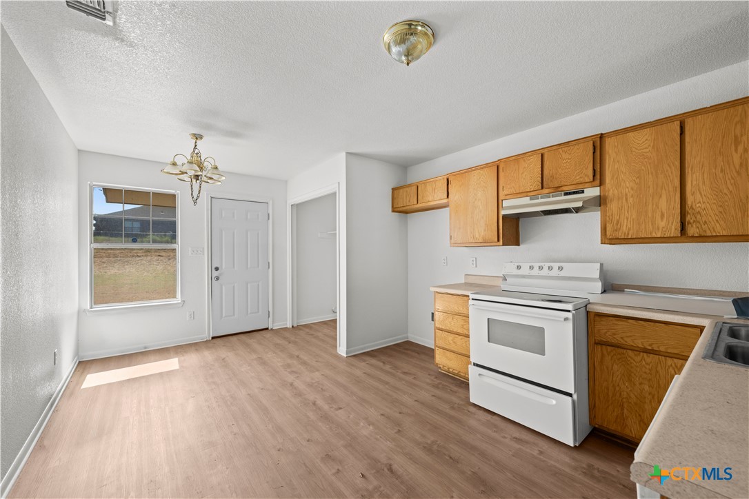 3604 Littleleaf Drive Property Photo 8